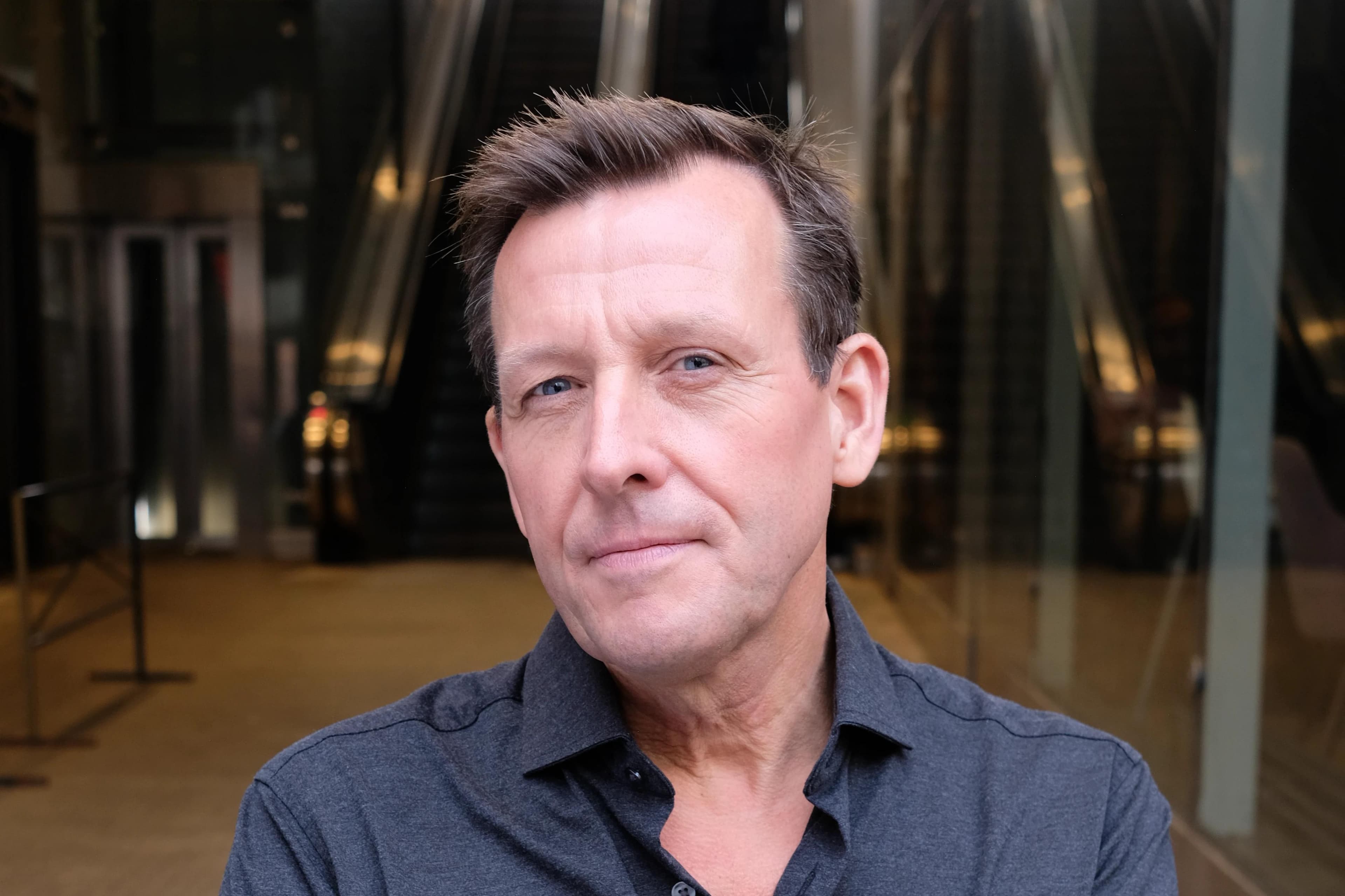 Trä eller betong - Michael Guldstrand analyserar